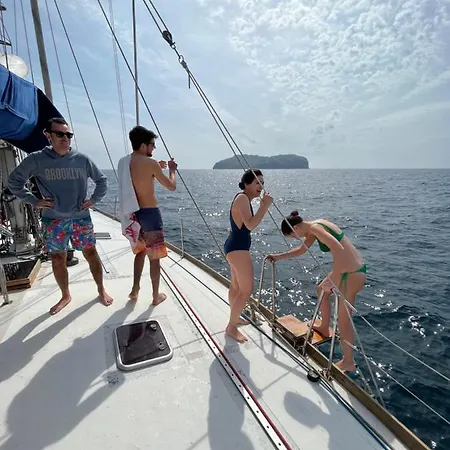 Bateau-hôtel Barca A Vela Pepe