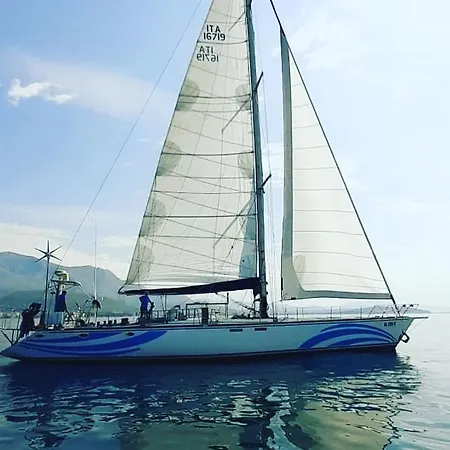 Bateau-hôtel Barca A Vela Pepe